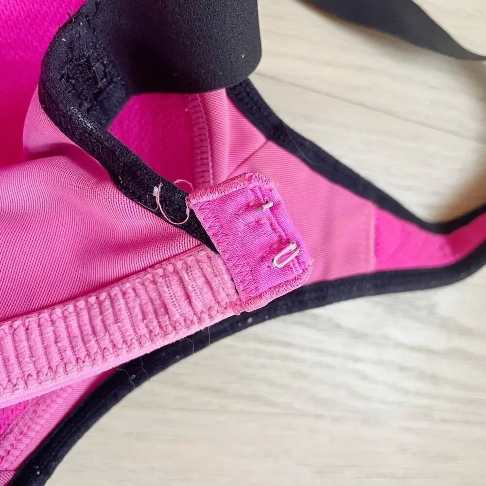 BUY 1 GET 1 FREE 32c Victoria’s Secret hot pink sports bra